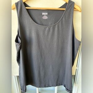 Duluth Trading Co No Yank Tank Gray 2x like new women’s grey